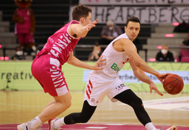 补强中场防 补强中场防