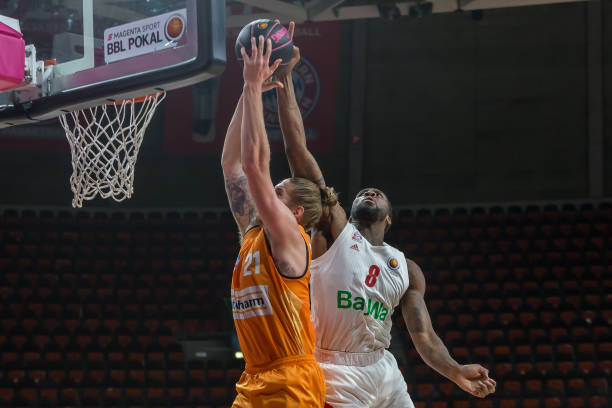 强者对决 强者对决